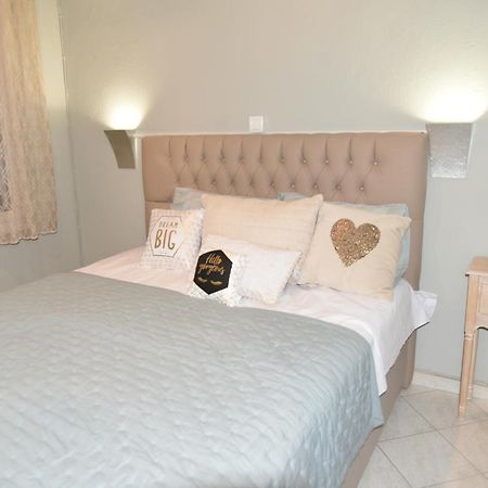 Blue Lotus Apartment Kavala Bagian luar foto