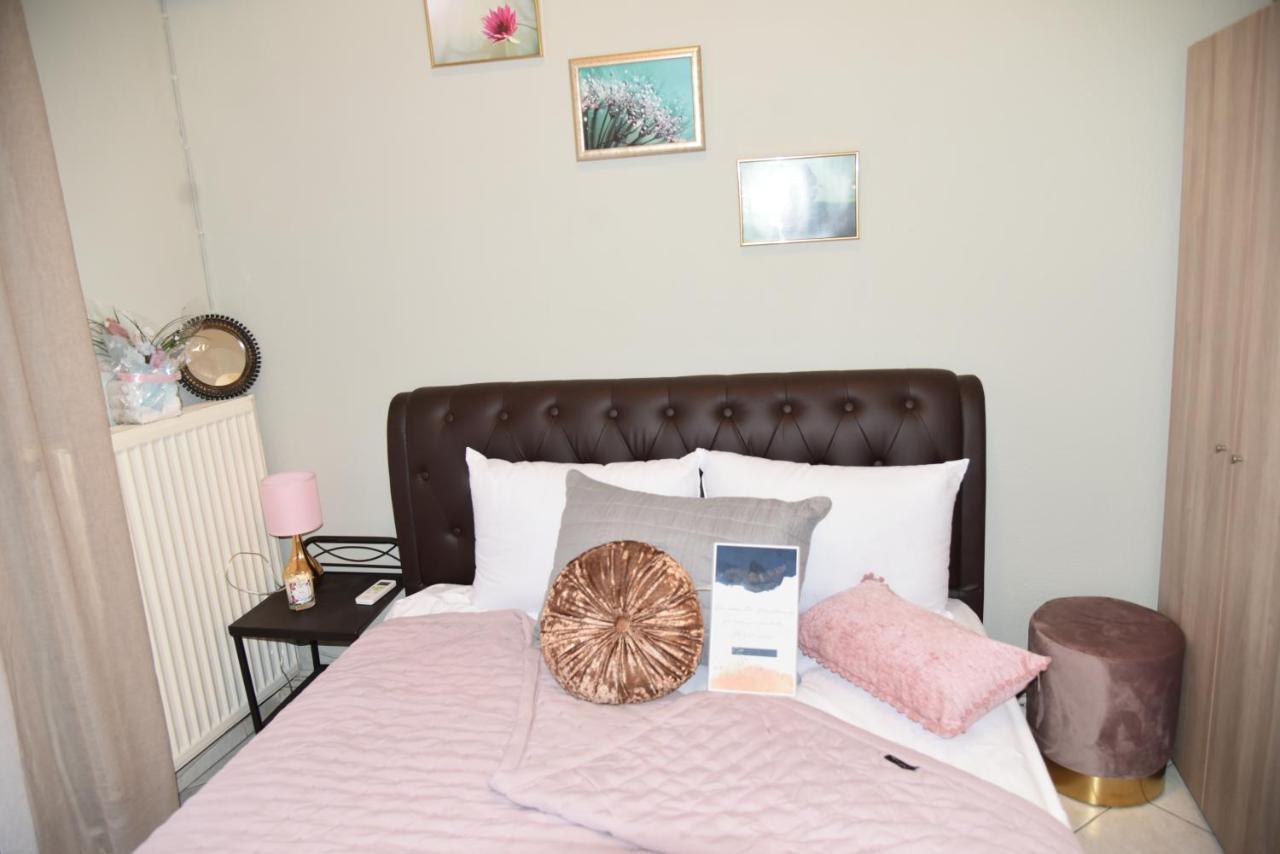 Blue Lotus Apartment Kavala Bagian luar foto