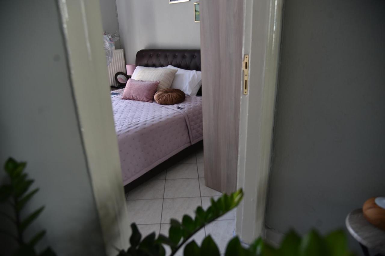 Blue Lotus Apartment Kavala Bagian luar foto
